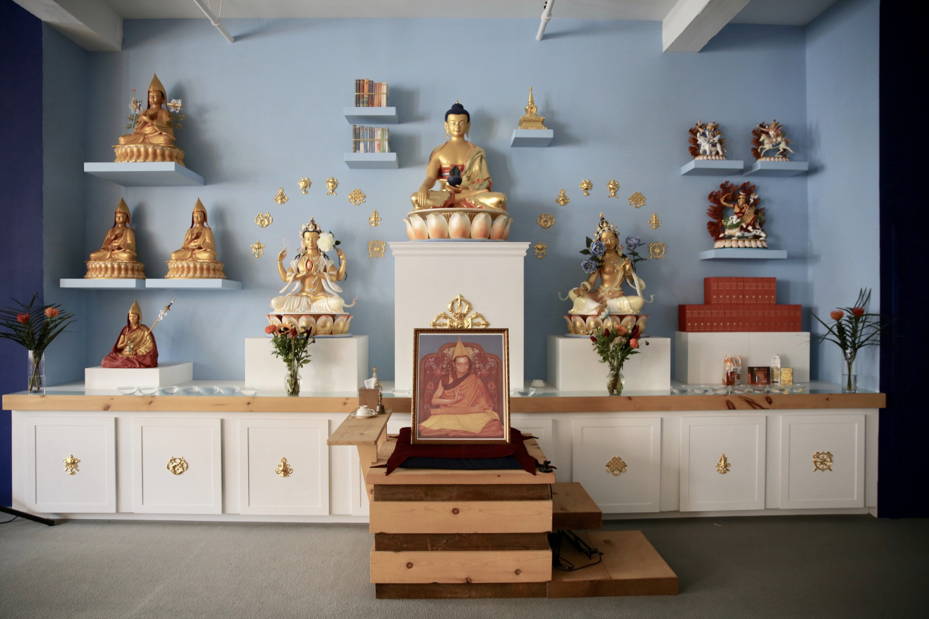 kadampa-williamsburg-nyc-shrine-meditation-room